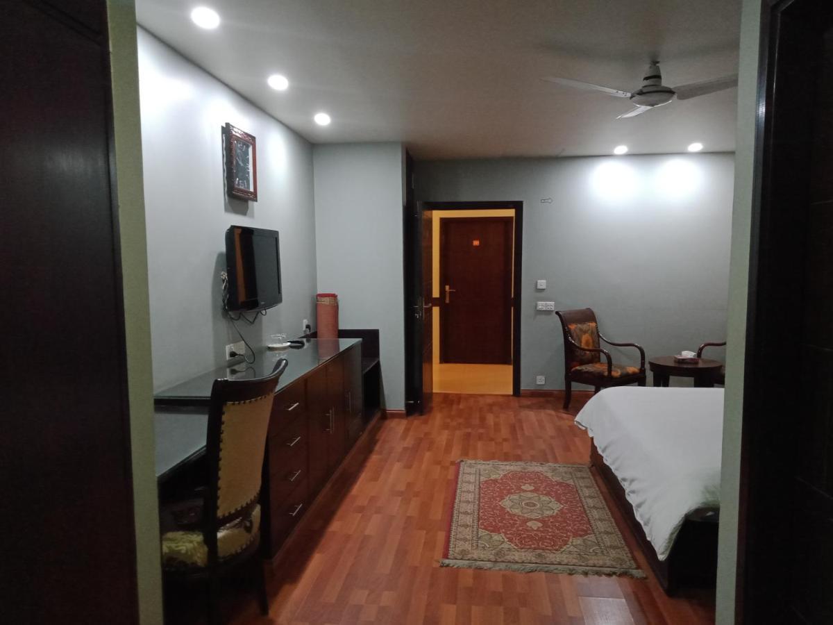 Hira Guest House Karatschi Exterior foto